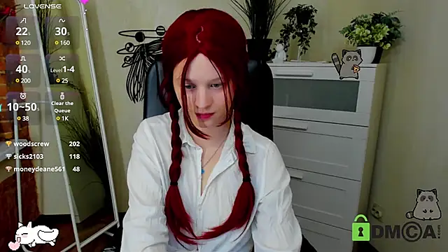 Snapshot of Alina_Mills chatting on January 2025 06:02:01 PM Alina Mills online show from January 2025 06:02:01 PM