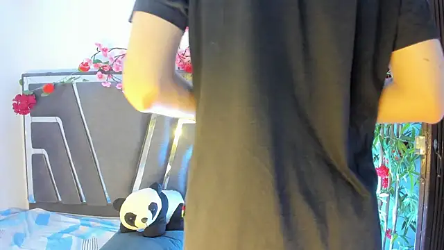 Snapshot of Black_Rose2 chatting on November 2025 11:27:02 AM Black Rose2 online show from November 2025 11:27:02 AM