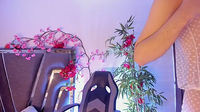 Snapshot of Black_Rose2 chatting on November 2025 11:32:02 AM Black Rose2 online show from November 2025 11:32:02 AM