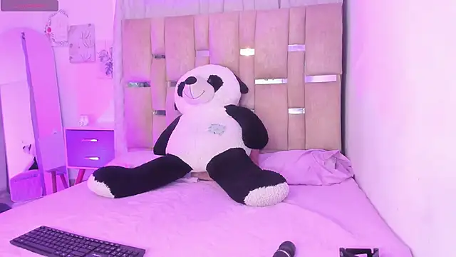 Snapshot of Black_Rose2 chatting on February 2026 11:31:01 AM Black Rose2 online show from February 2026 11:31:01 AM