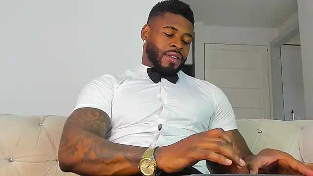 Makonneen online show from November 2025 09:04:02 PM