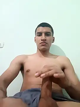 Snapshot of Rogersmit2 chatting on March 2025 05:28:01 PM Rogersmit2 online show from March 2025 05:28:01 PM