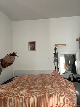 Snapshot of Goddess_Nafeesha chatting on October 2025 03:03:02 PM Goddess Nafeesha online show from October 2025 03:03:02 PM