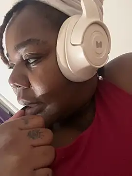 Snapshot of Goddess_Nafeesha chatting on October 2025 04:14:01 AM Goddess Nafeesha online show from October 2025 04:14:01 AM