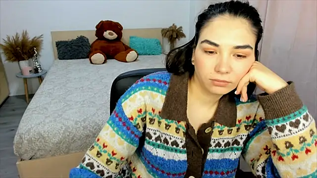 Alexa Dolly12 online show from January 2025 09:18:01 AM