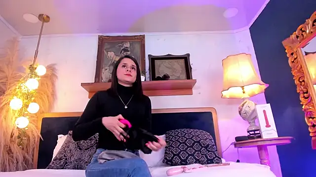 Alice milf  online show from March 2025 11:16:01 AM