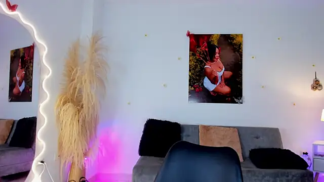 chantall smith online show from November 2025 02:20:01 PM