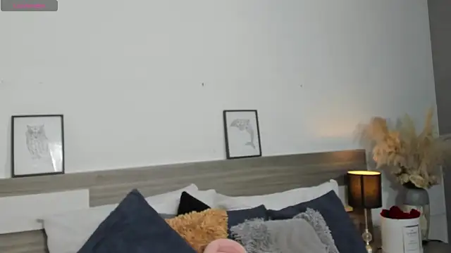 SaraaJhonsonn online show from April 2026 03:05:01 PM