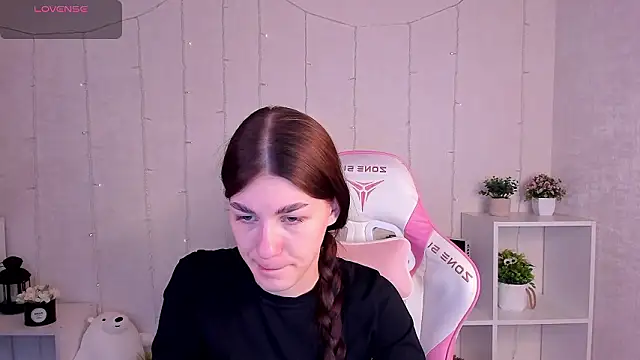 toooyour online show from February 2026 11:58:02 PM