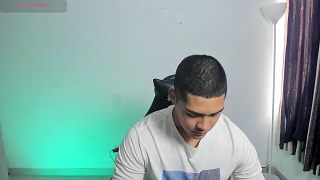 Iamdylan777 online show from February 2026 01:18:01 PM