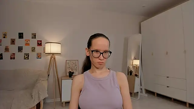 BettyBrowni online show from March 2025 07:07:02 PM