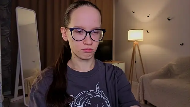 BettyBrowni online show from November 2025 04:09:02 PM