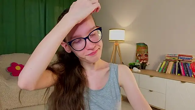 Snapshot of BettyBrowni chatting on July 2026 04:31:02 PM BettyBrowni online show from July 2026 04:31:02 PM