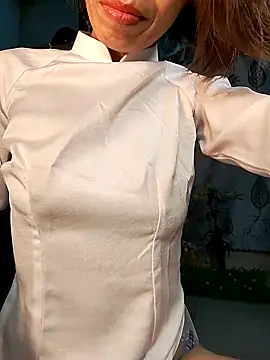 Snapshot of Kami_gaam chatting on February 2025 03:20:01 AM Kami gaam online show from February 2025 03:20:01 AM