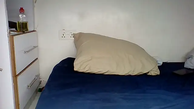 Precious Diva online show from April 2026 12:49:01 PM