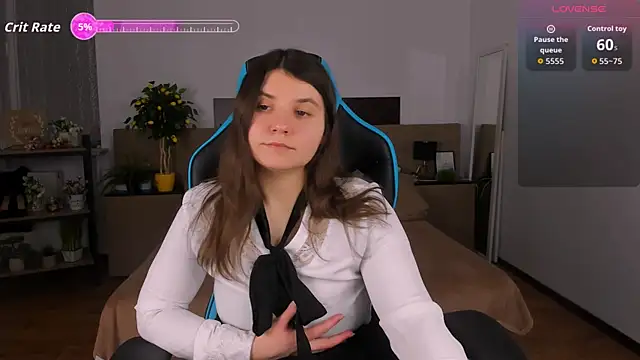 Viola  Shy online show from December 2025 07:42:01 PM