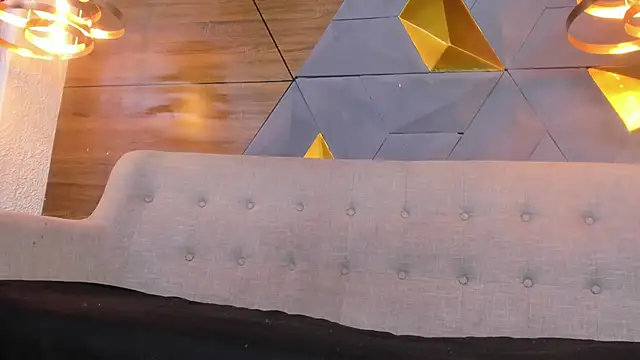 Snapshot of sarah_banks1 chatting on January 2025 07:03:01 PM sarah banks1 online show from January 2025 07:03:01 PM