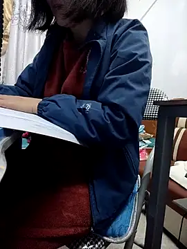 Haralushiaaa online show from November 2025 01:00:02 PM