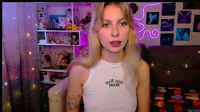 Maria Hunt online show from December 2024 06:09:01 AM