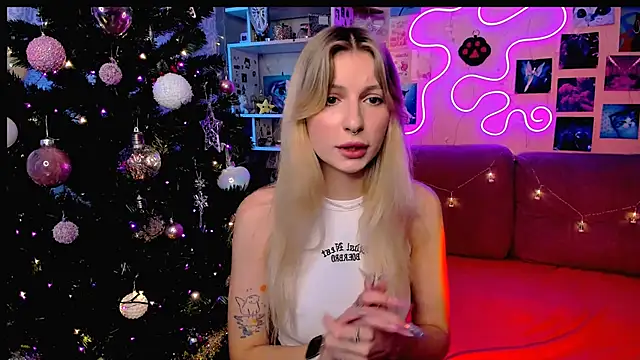 Maria Hunt online show from December 2024 03:23:02 AM