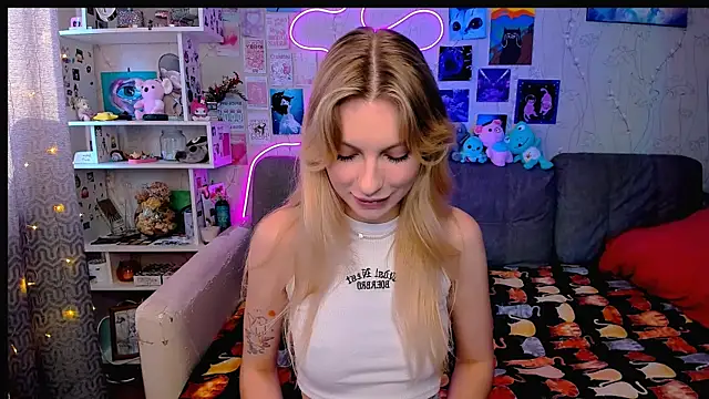 Maria Hunt online show from January 2025 07:11:02 AM