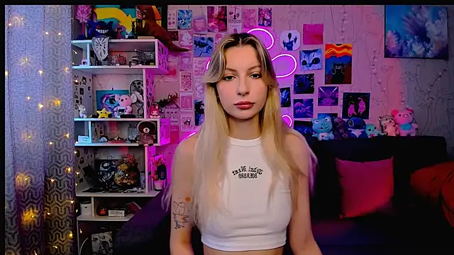 Maria Hunt online show from February 2025 03:34:02 AM