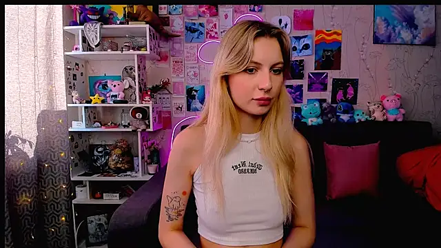 Maria Hunt online show from February 2025 06:35:01 AM