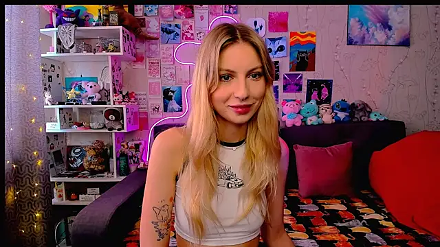 Maria Hunt online show from February 2025 04:37:02 AM