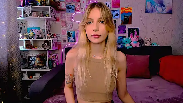 Maria Hunt online show from March 2025 04:27:01 AM