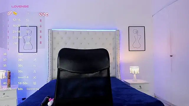 Snapshot of Coco_Balenciaga_ chatting on January 2025 12:09:02 PM Coco Balenciaga online show from January 2025 12:09:02 PM