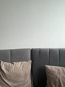 Pretty Isadora online show from March 2026 09:14:02 PM