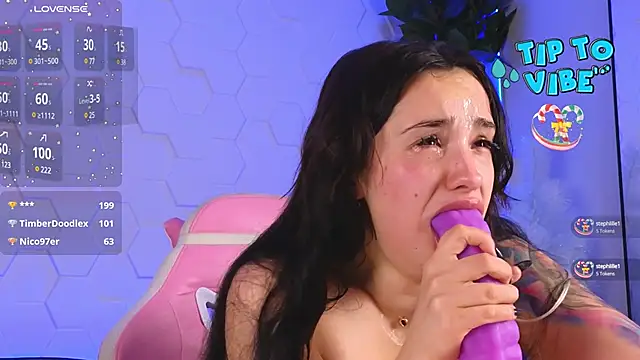 EvaCanton online show from December 2024 05:14:01 PM