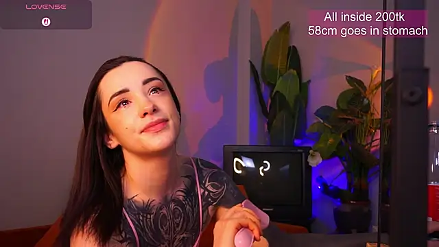 EvaCanton online show from April 2026 02:01:01 AM