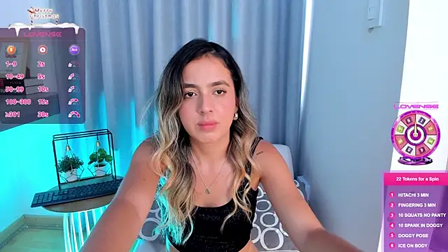 Lucyortiz  online show from December 2024 06:14:01 PM