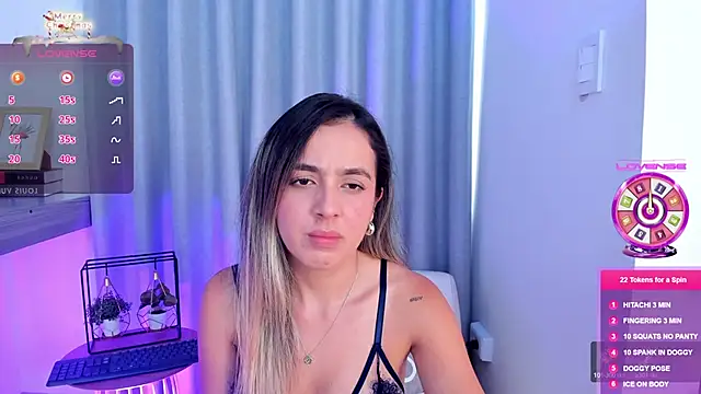 Lucyortiz  online show from December 2024 06:02:02 PM