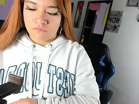 Amy hoy69 online show from September 2025 02:55:01 AM