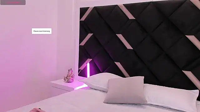 Snapshot of IsabellaGrey19 chatting on November 2025 07:38:01 PM IsabellaGrey19 online show from November 2025 07:38:01 PM