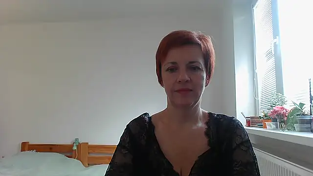 LoraLoraMay online show from October 2025 01:09:01 PM