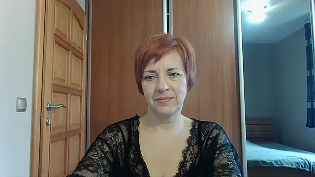 LoraLoraMay online show from April 2026 12:56:01 PM