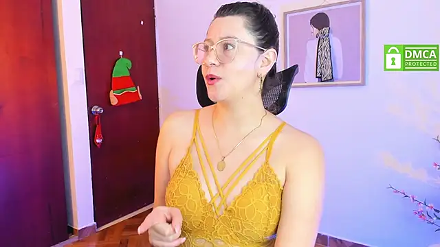 Snapshot of Chanelll_Taylorr_ chatting on December 2024 12:35:01 PM Chanelll Taylorr online show from December 2024 12:35:01 PM