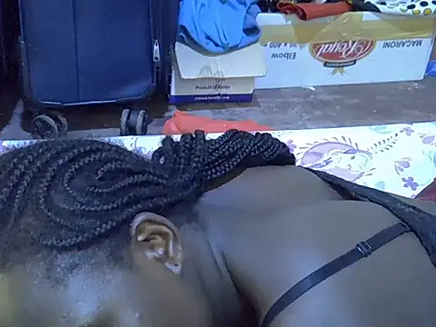 Snapshot of Adaline-Paris chatting on January 2026 06:37:02 AM Adaline-Paris online show from January 2026 06:37:02 AM