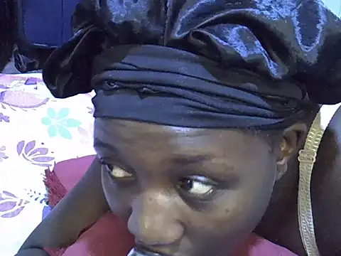 Snapshot of Adaline-Paris chatting on January 2026 07:03:01 AM Adaline-Paris online show from January 2026 07:03:01 AM