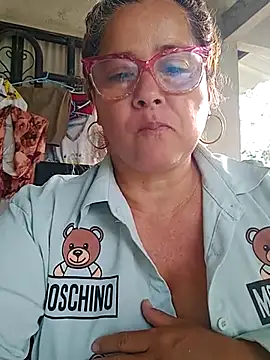 Snapshot of natally_ross21 chatting on February 2025 01:21:01 PM natally ross21 online show from February 2025 01:21:01 PM