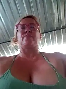 Snapshot of natally_ross21 chatting on March 2025 10:22:02 PM natally ross21 online show from March 2025 10:22:02 PM