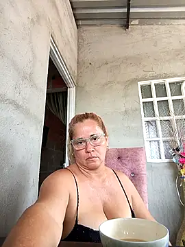 Snapshot of natally_ross21 chatting on September 2025 01:59:01 PM natally ross21 online show from September 2025 01:59:01 PM