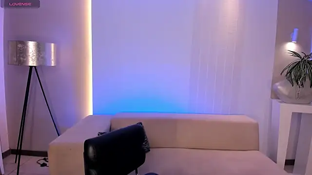 SamanthaKlein  online show from October 2025 01:53:02 AM