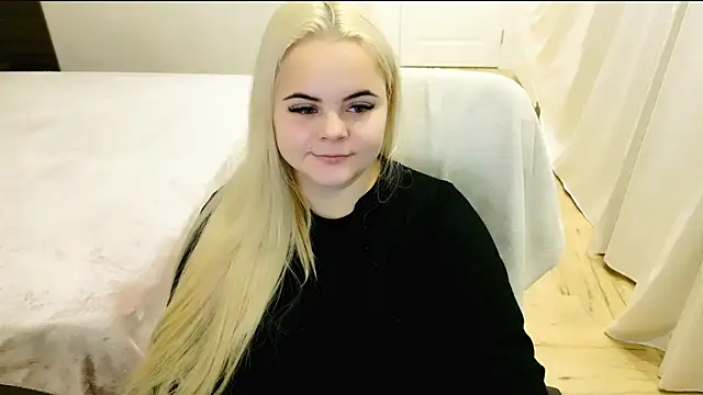 lovely-eyes online show from December 2024 11:31:02 PM