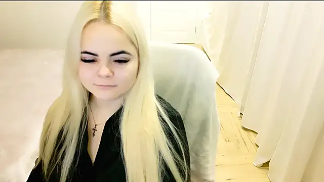 lovely-eyes online show from January 2025 09:26:02 PM