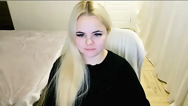 lovely-eyes online show from February 2025 01:55:01 AM