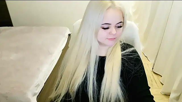 lovely-eyes online show from February 2025 10:20:02 PM